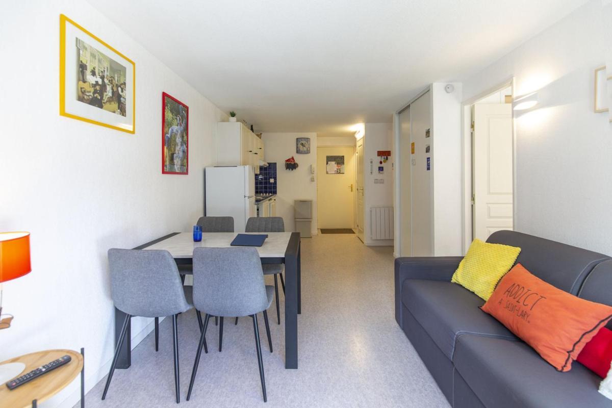 סן-לארי-סולאן Appt 4 Pers Tout Equipe, Hypercentre Village, Fibre, Garage, Linge Fourni מראה חיצוני תמונה
