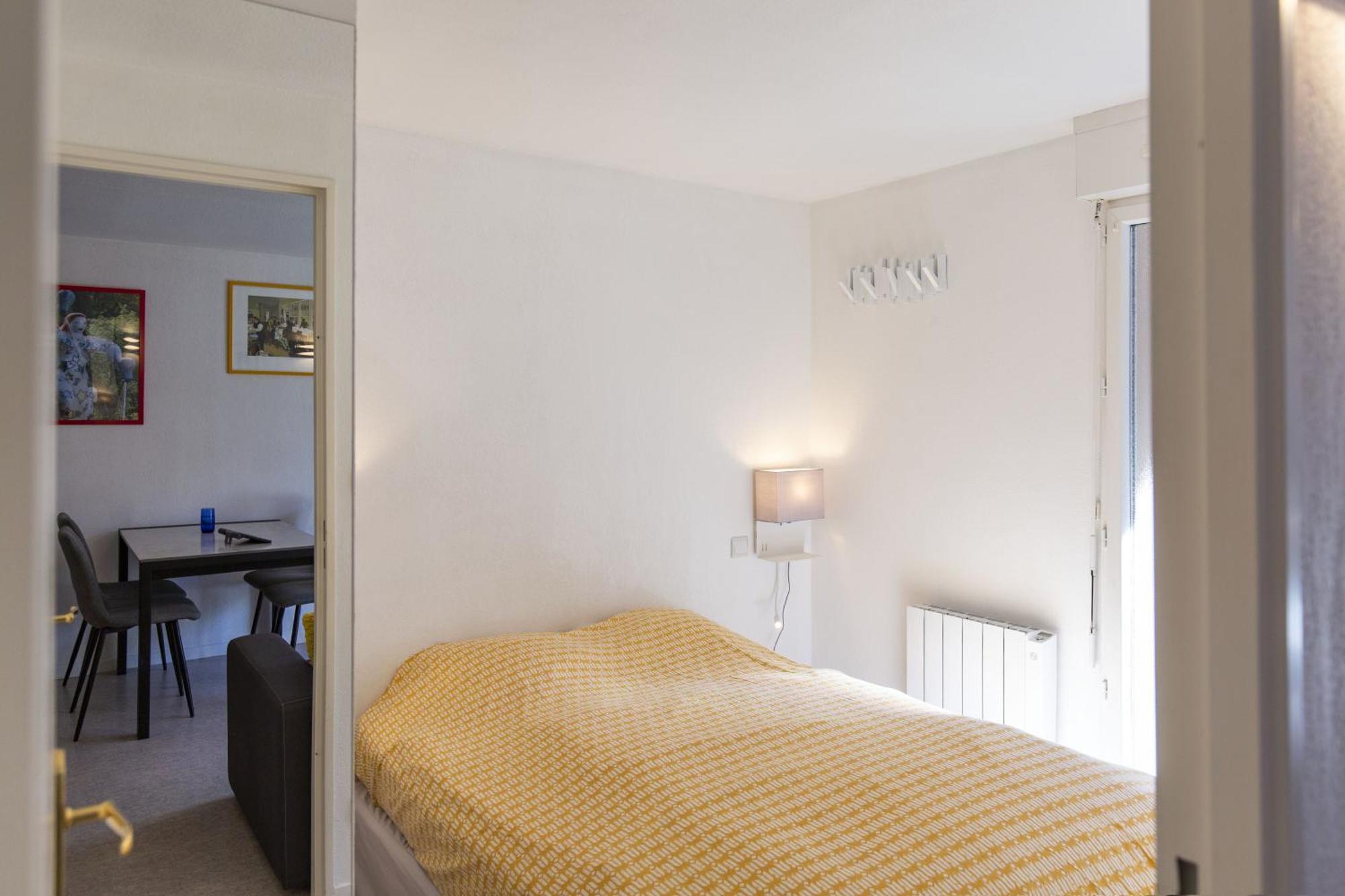 סן-לארי-סולאן Appt 4 Pers Tout Equipe, Hypercentre Village, Fibre, Garage, Linge Fourni מראה חיצוני תמונה